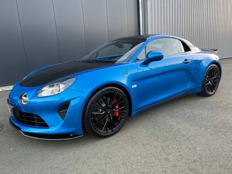Pose de la céramique Krytex 9.8.8 sur une Alpine A110 S Pack Aéro 2023 à Vendargues près de Montpellier